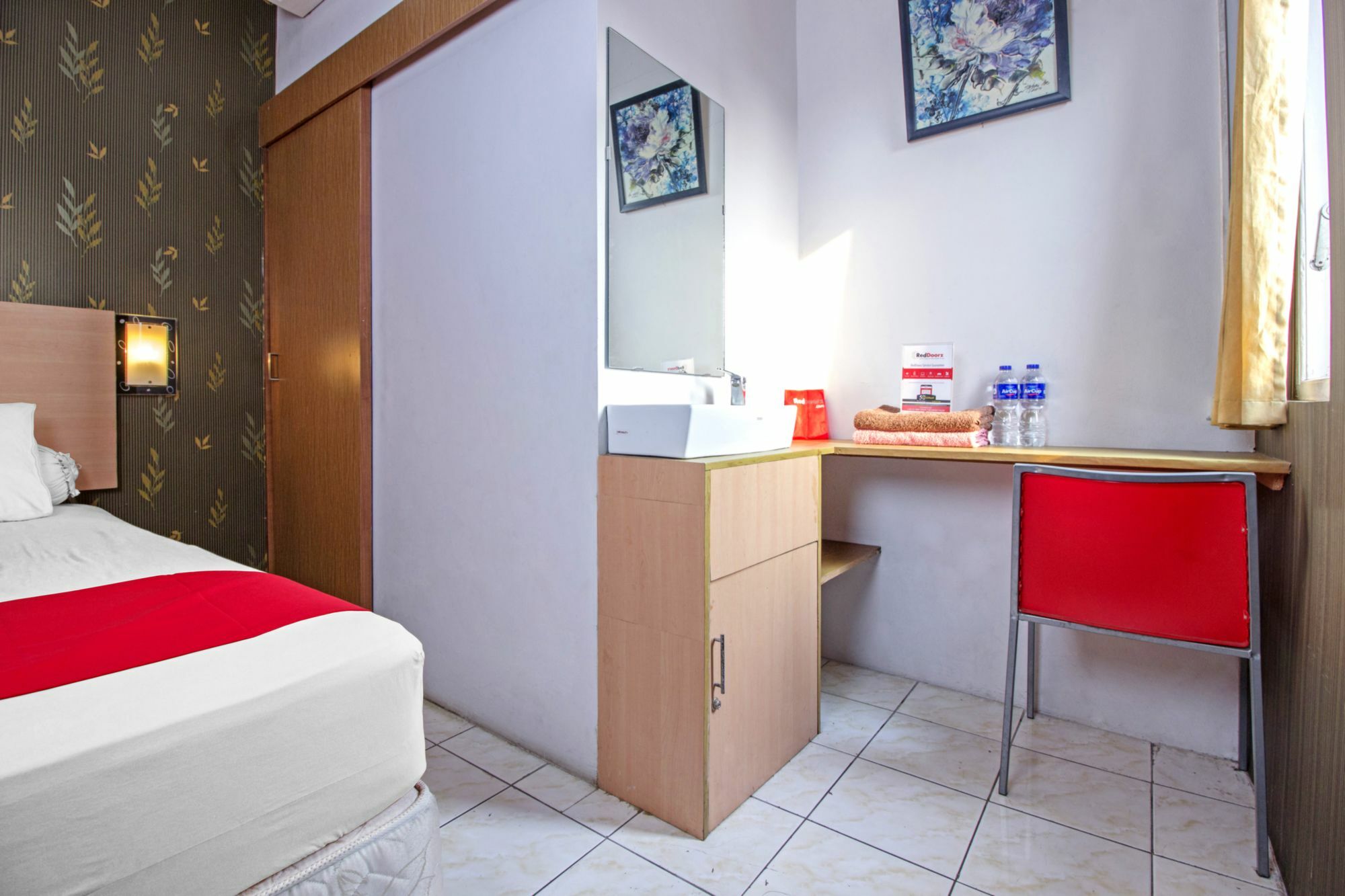 Reddoorz Syariah Near Btc Fashion Mall Bandung Eksteriør billede